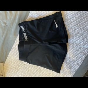 Nike Women's Pro Cool 3-Inch Training Shorts